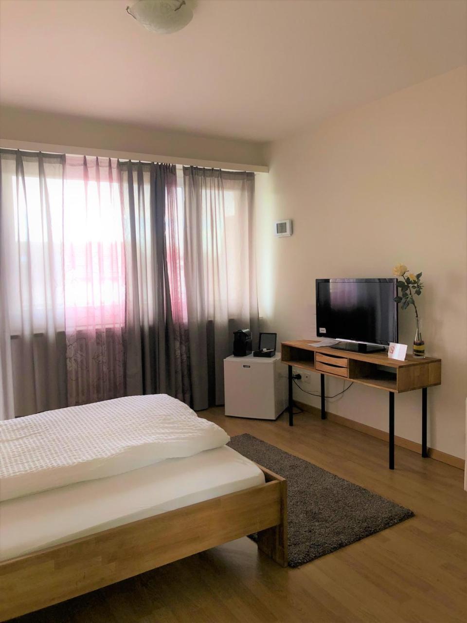 City Hotel Ветинген Екстериор снимка